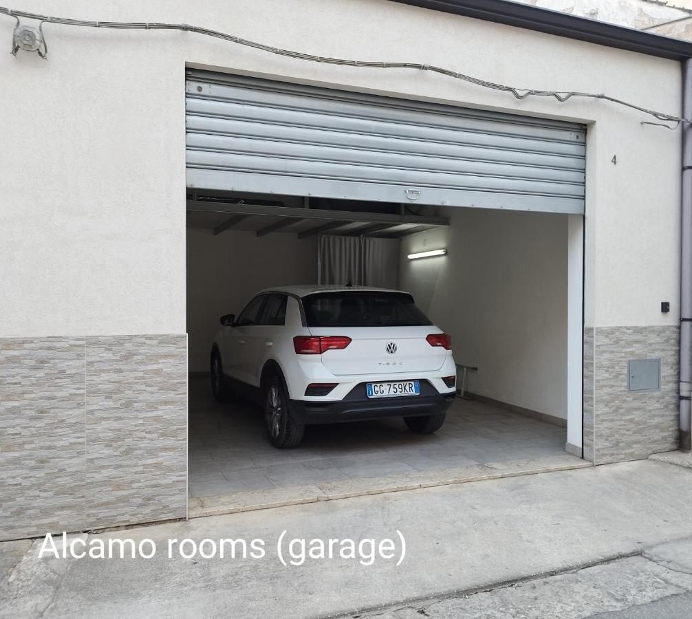 Alcamo Rooms Con Garage Privato Exterior photo